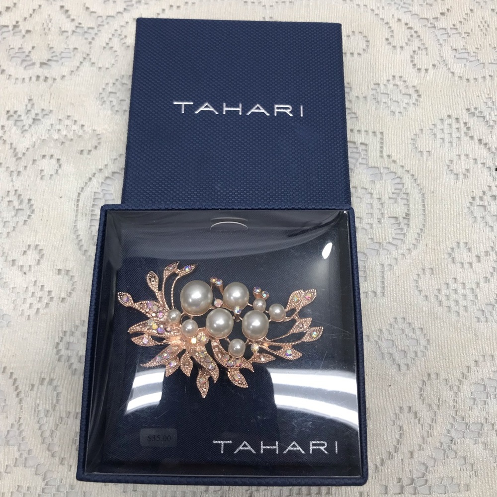 NWT. Tahari Diamond & Pearl costume jewelry pin. - Picture 1 of 6
